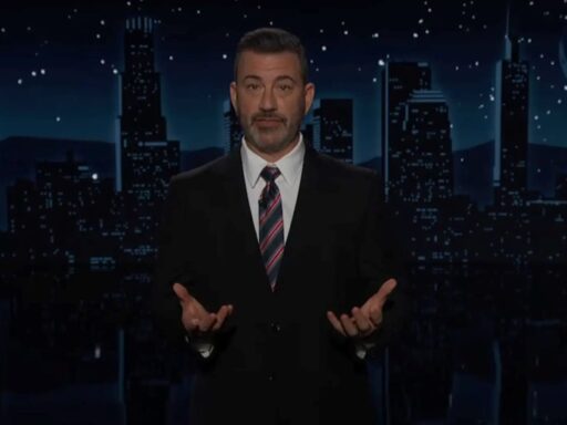 Jimmy Kimmel Returns and Calls Efforts to Silence Him Anti-American