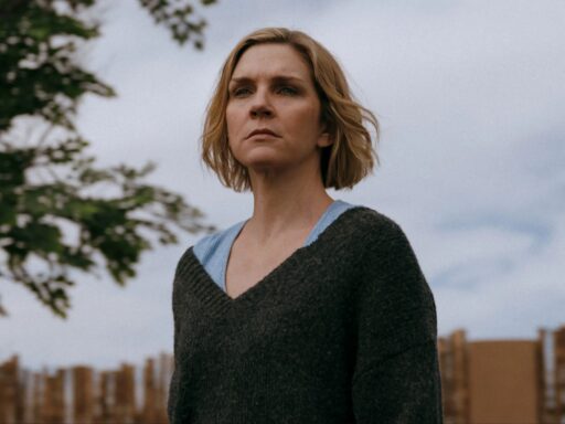 Gilligan and Seehorn Detail New Show 'Pluribus', Slam Silicon Valley, and Call for Heroes